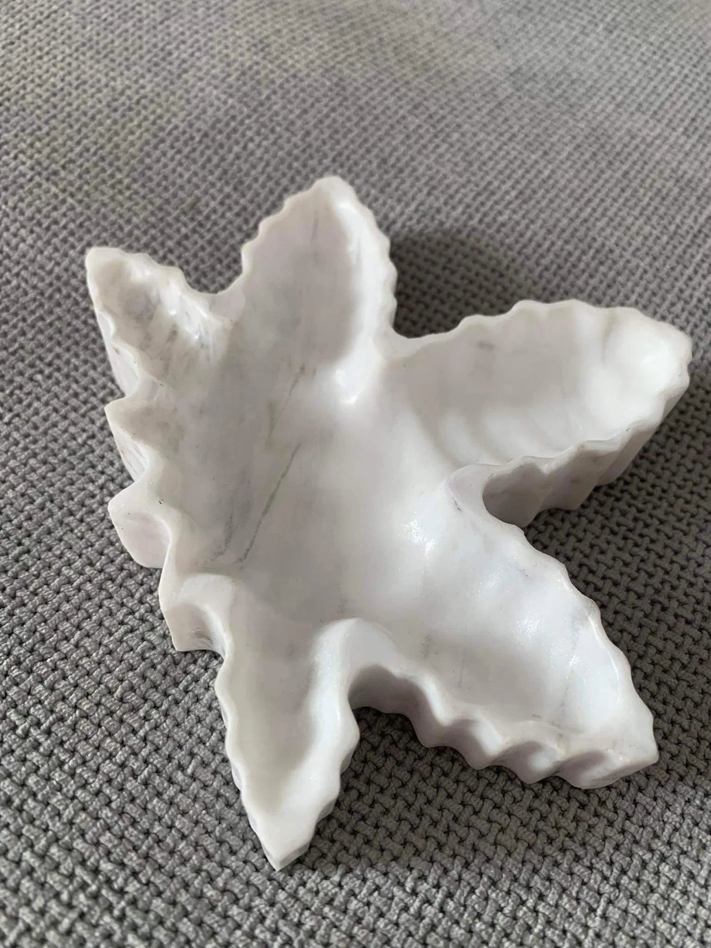 An ashtray of the original form