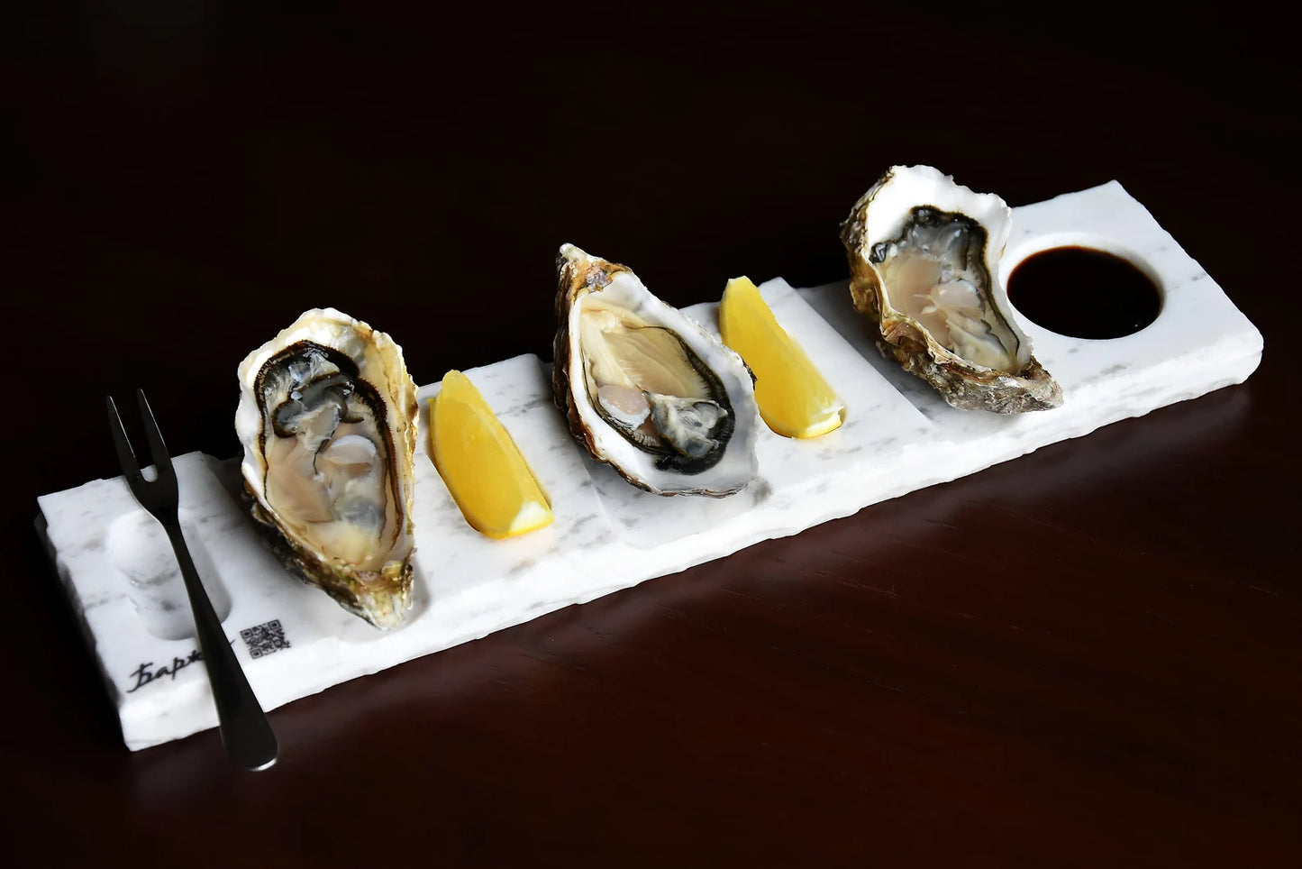 White marble tray,oyster appetizer plate