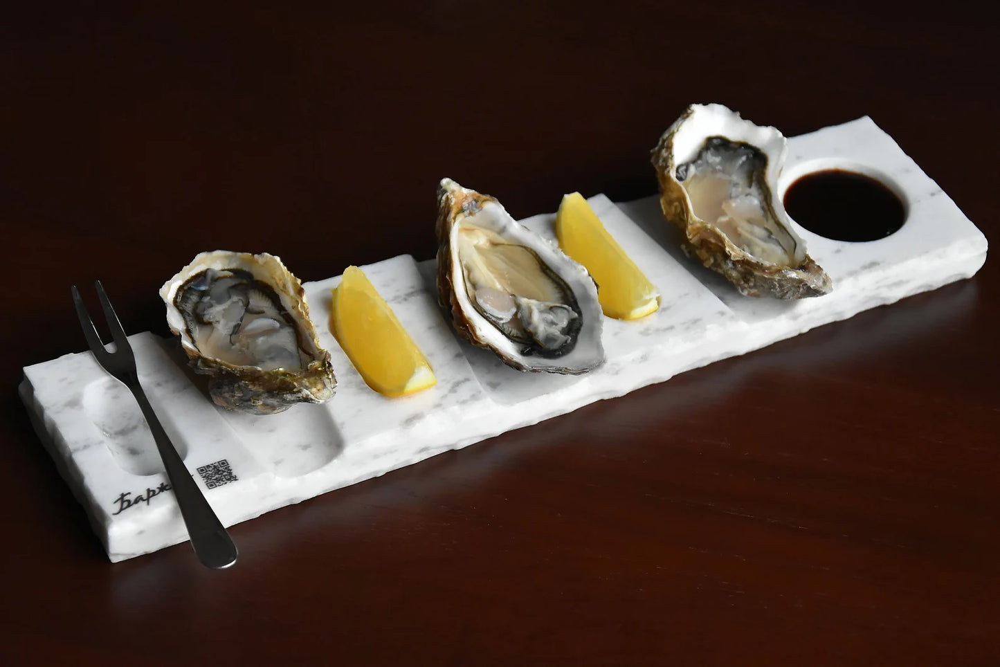 White marble tray,oyster appetizer plate