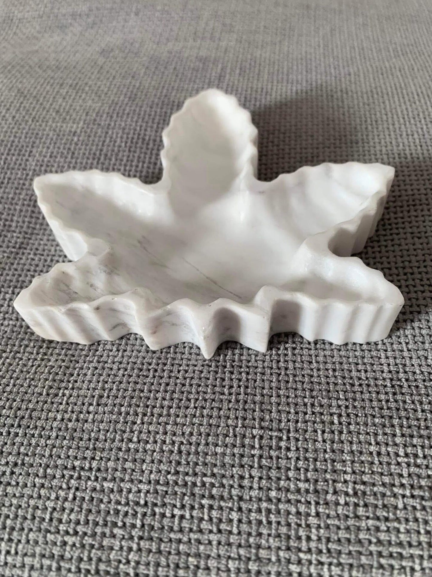 An ashtray of the original form