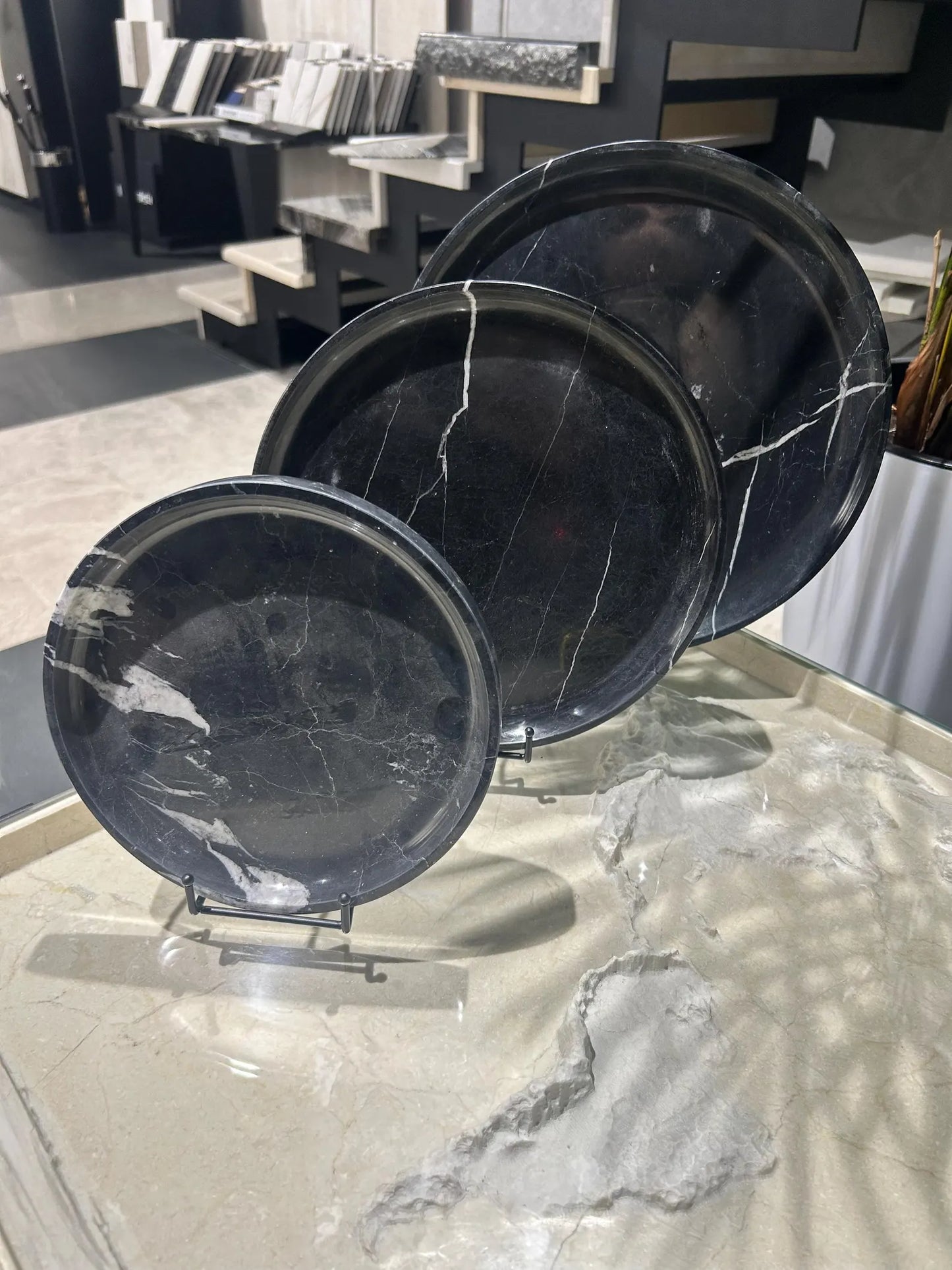 A set of 3 marble plates(⌀ 20 cm+⌀ 25 cm+⌀ 30 cm)